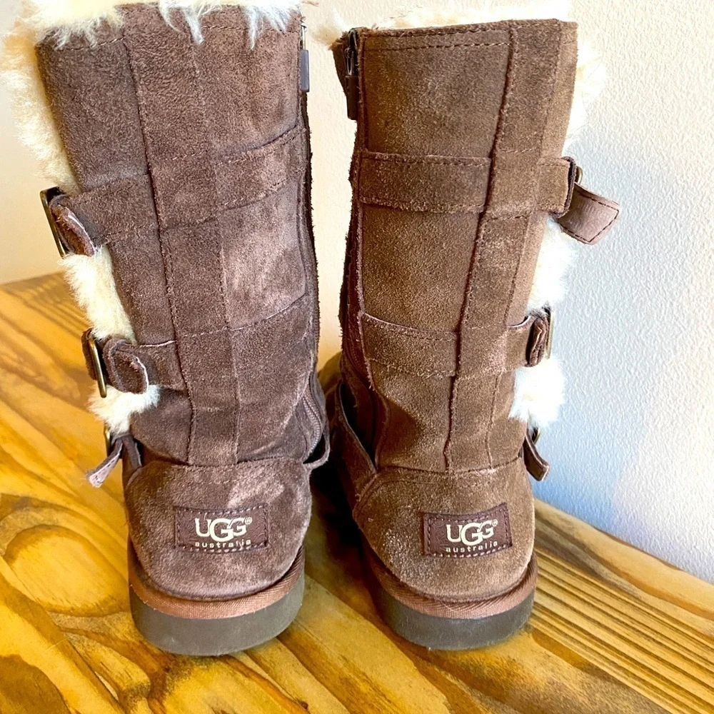 UGG worn once